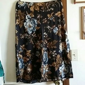 Skirt (brown, beige, blue, light blue)